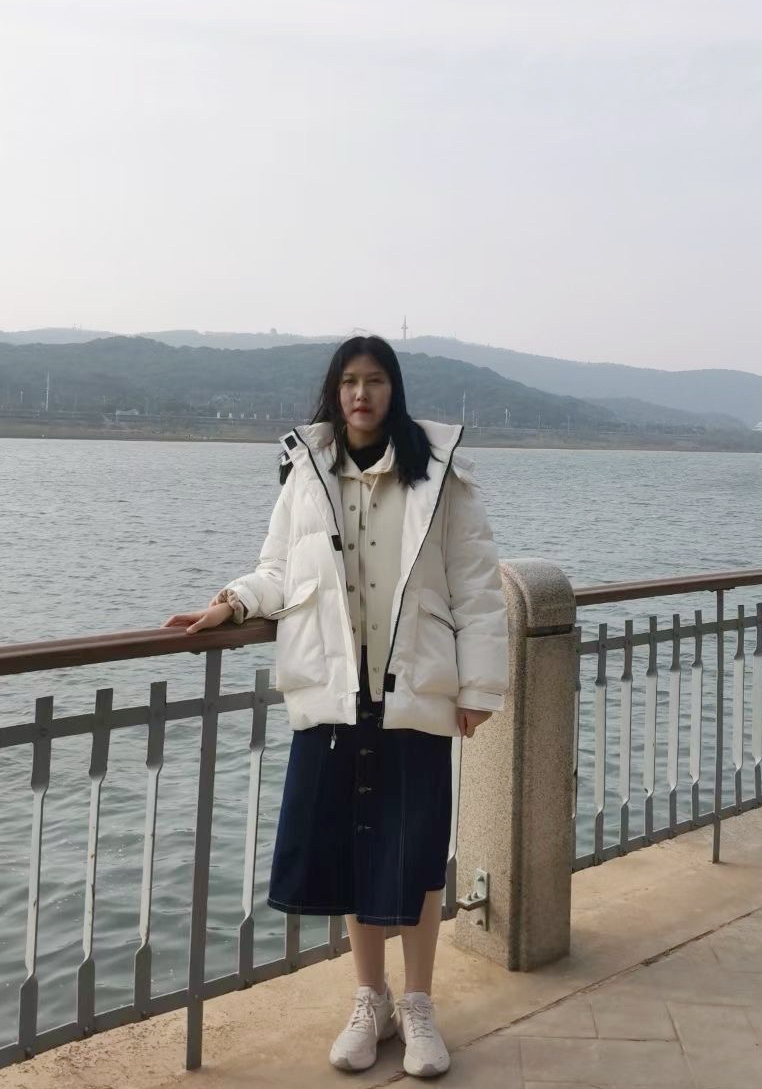 Chen Yiwen(陈亦雯)
